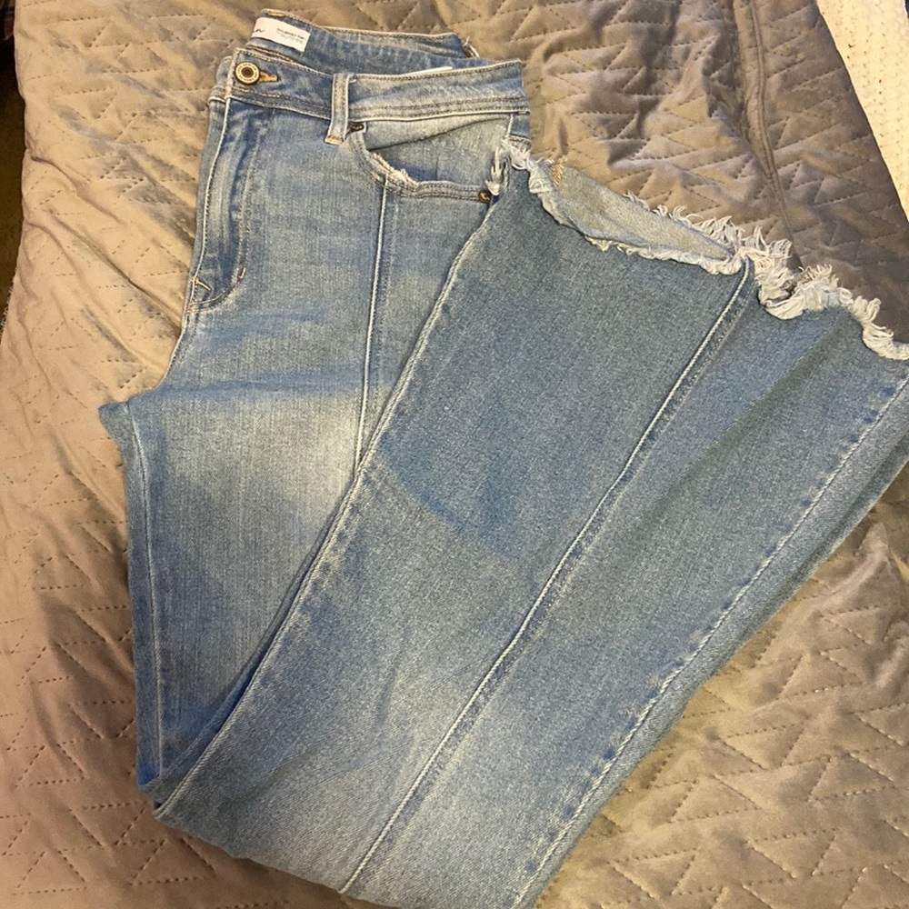 Kancan Flares